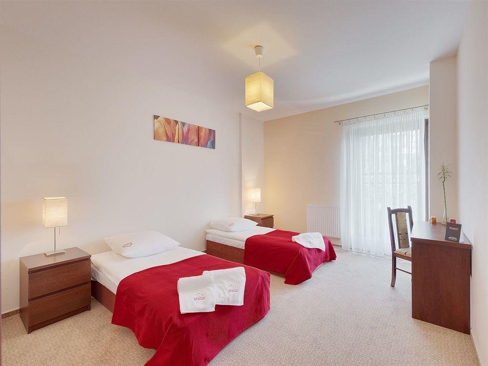 Apartamenty Aparts Łódź Esterno foto