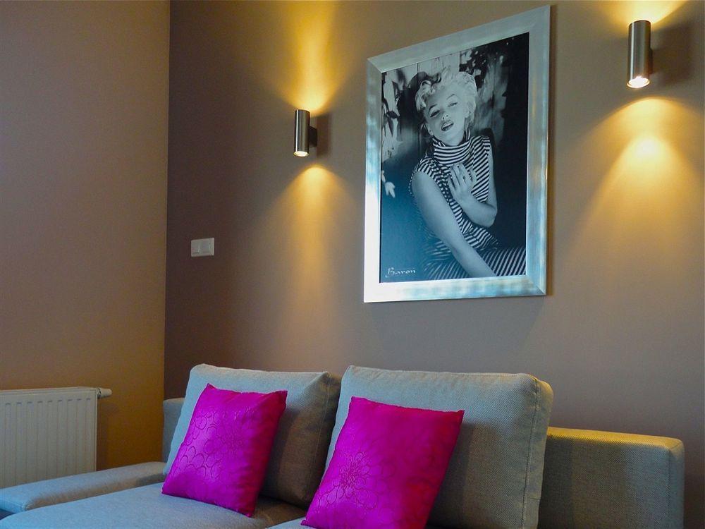 Apartamenty Aparts Łódź Esterno foto