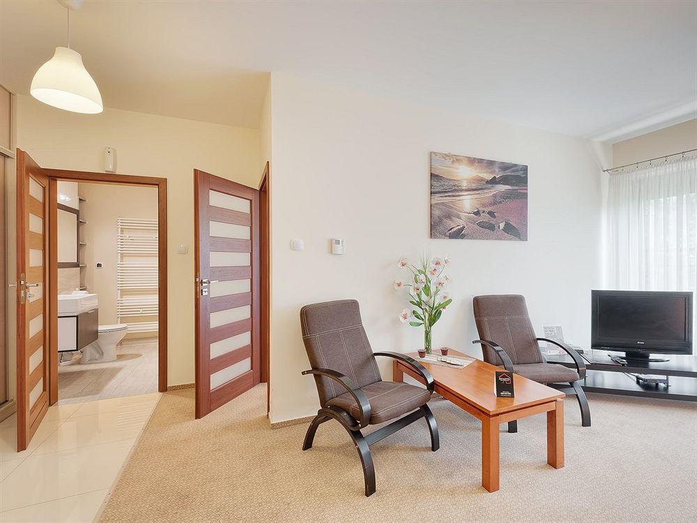 Apartamenty Aparts Łódź Esterno foto