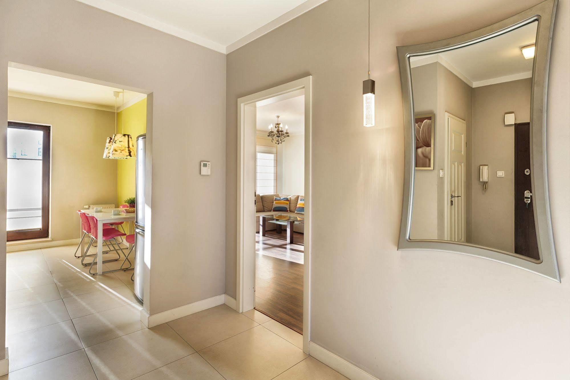 Apartamenty Aparts Łódź Esterno foto